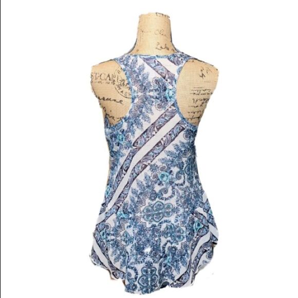 Eyelash Couture tank top size M - Picture 2 of 3